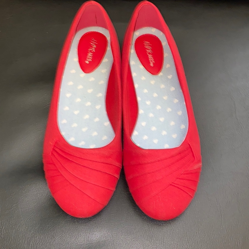 Red flats